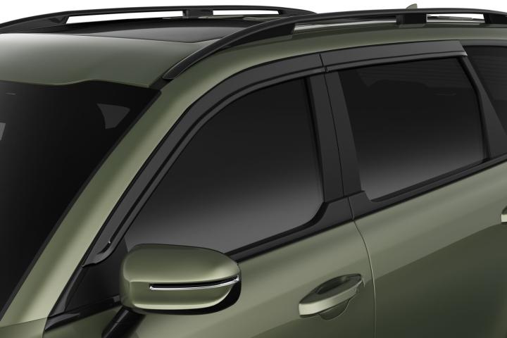 Husky Liners - Husky Liners 2854148 Low Profile Vent Visor