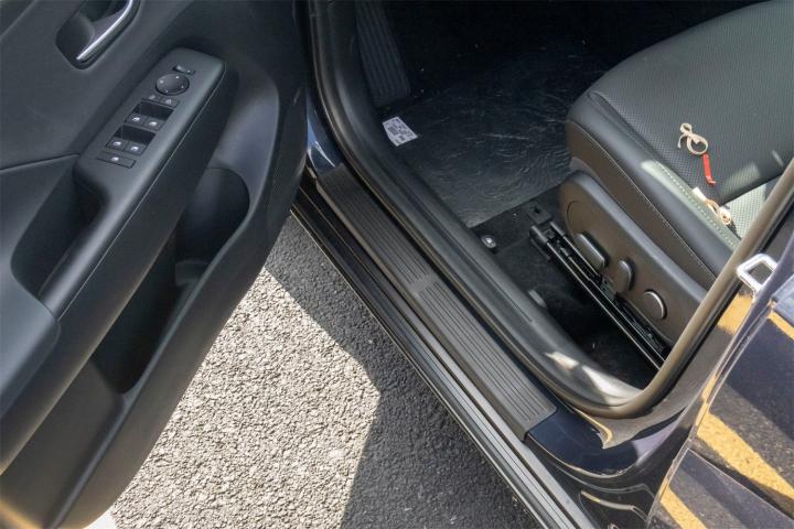 WeatherTech - WeatherTech ST063K1 Sill Protector