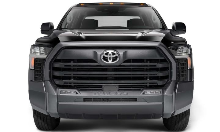 Husky Liners - Husky Liners 2842294 AEROSKIN Hood Protector