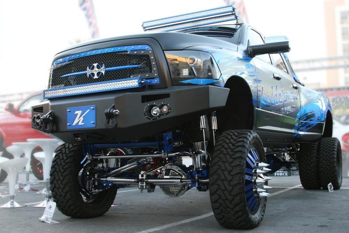 Fab Fours - Fab Fours DR10-A2951-B Premium Heavy Duty Winch Front Bumper