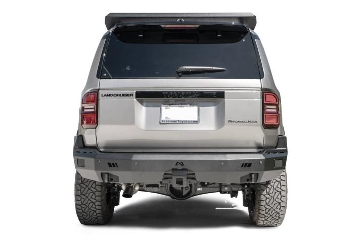 Fab Fours - Fab Fours TL24-Y6751-B Premium Rear Bumper
