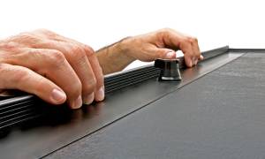 Roll-N-Lock - Roll-N-Lock LG565M Roll-N-Lock M-Series Truck Bed Cover - Image 4