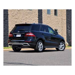 CURT - CURT 13117 Class III 2 in. Receiver Hitch - Image 2