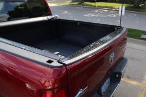 Dee Zee - Dee Zee DZ2145B Black-Tread Tailgate Protector - Image 6