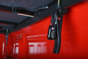 Lund - Lund 958120 Genesis Elite Tri-Fold Tonneau - Image 2