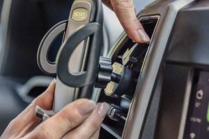 Husky Liners - Husky Liners 87000 Universal Phone Holder - Image 3