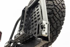 Smittybilt - Smittybilt 77897-02 Tire Gate - Image 5