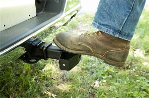 Dee Zee - Dee Zee DZ15302S Serrated Hitch Step - Image 4